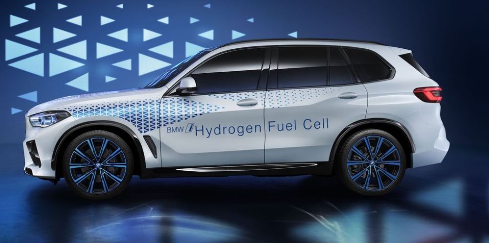 German carmaker BMW has started the in-house production of fuel cell systems for its hydrogen-powered ix5 sport utility vehicle. Phto Caranddriver  