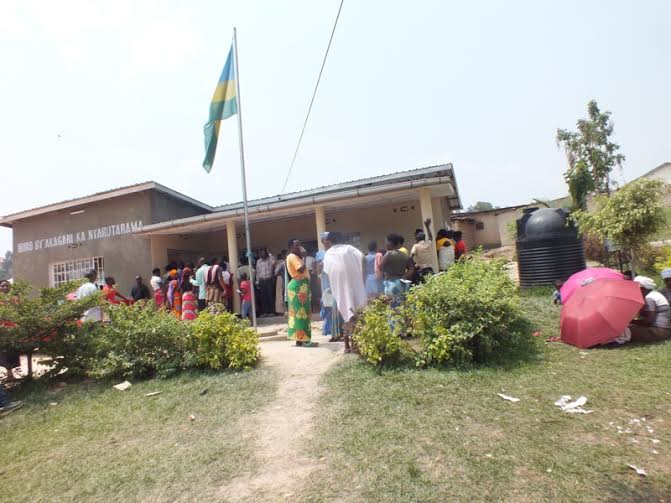 Parents registering children at Nyarutarama cell