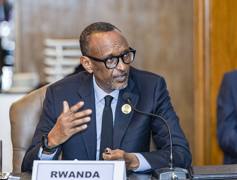 President Kagame stated that the Congolese government's focus should be on managing internal issues and solving the country’s political problems.