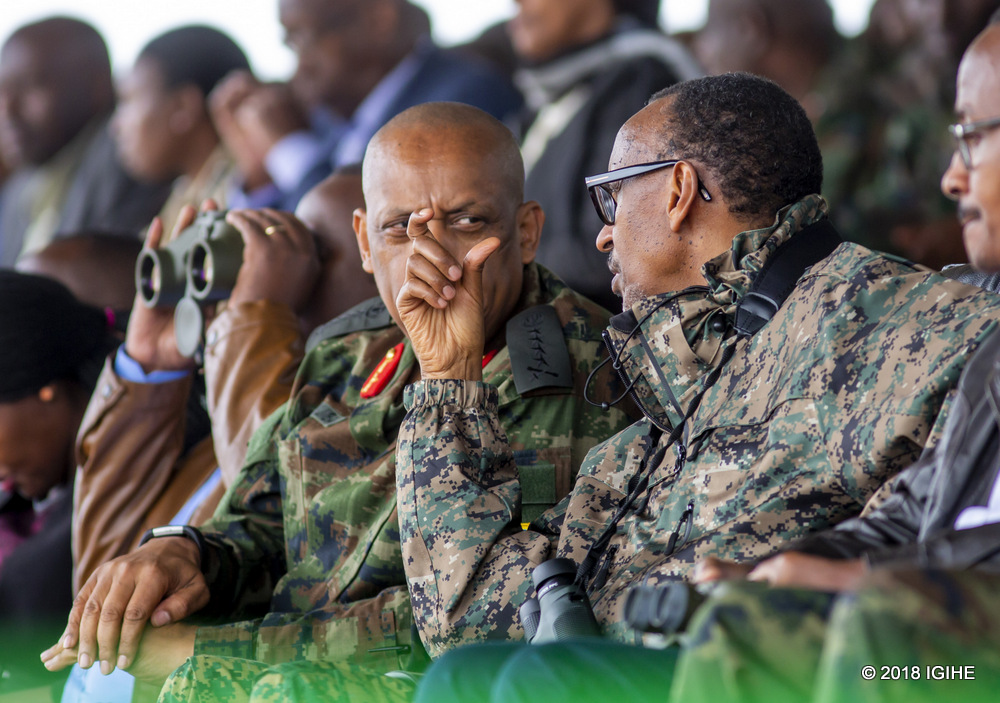 RDF Army Chief of Staff Gen. Patrick Nyamvumba and the Commander in Chief, President Paul Kagame