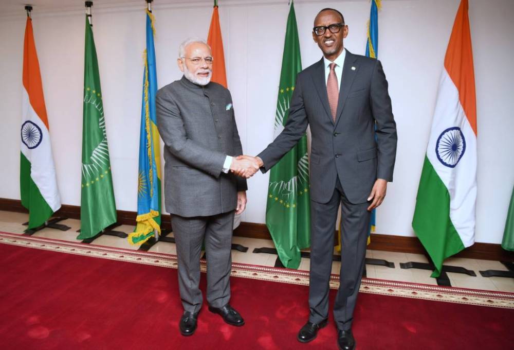Kagame held discussions with Narendra
