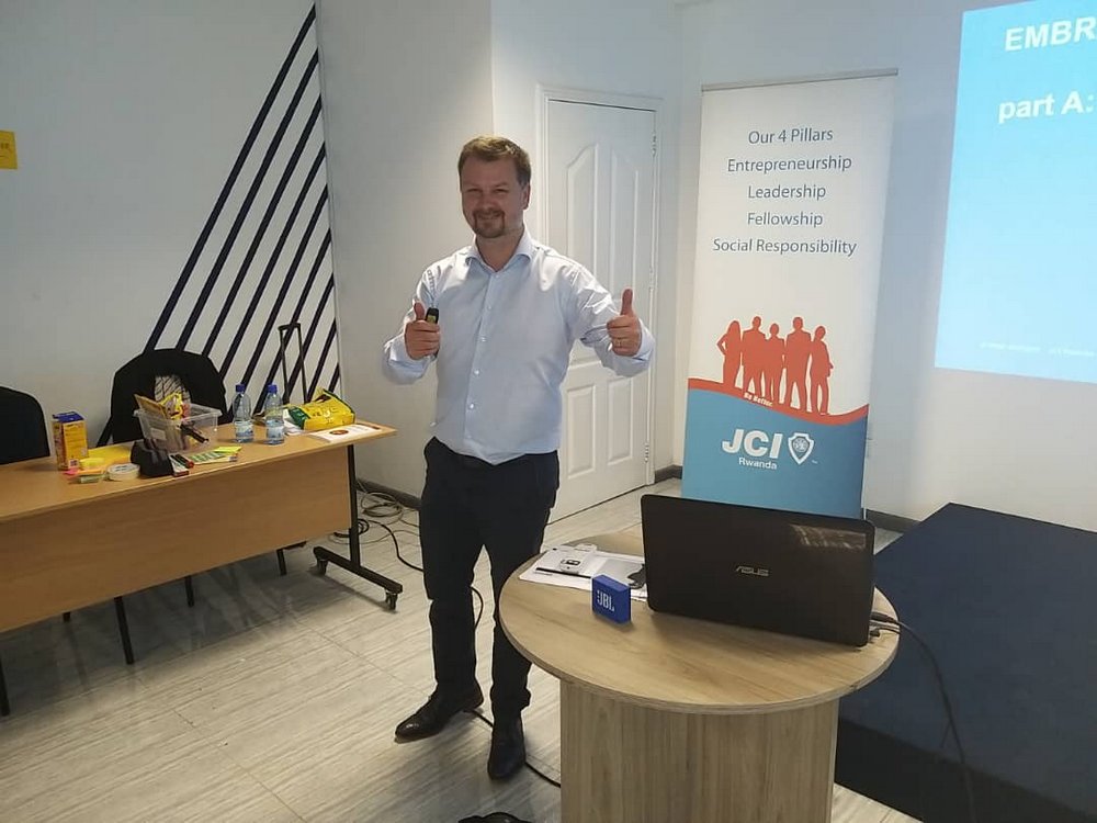 In 2016, Anckaert was the Vice President of the JCI Belgium.