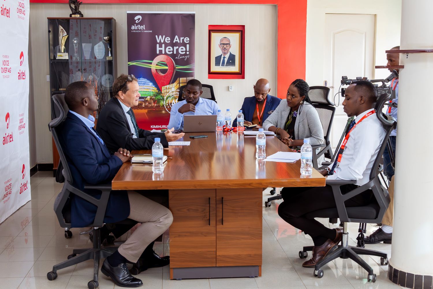 Airtel Rwanda Managing Director, Emmanuel Hamez, announced the one million subscribers milestone during a press briefing at the company headquarters in Remera on Wednesday, December 19, 2024.
