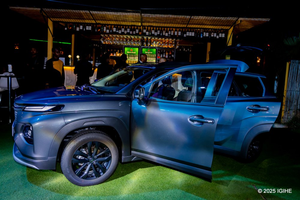 These cars are currently available at Toyota's Karuruma showroom.