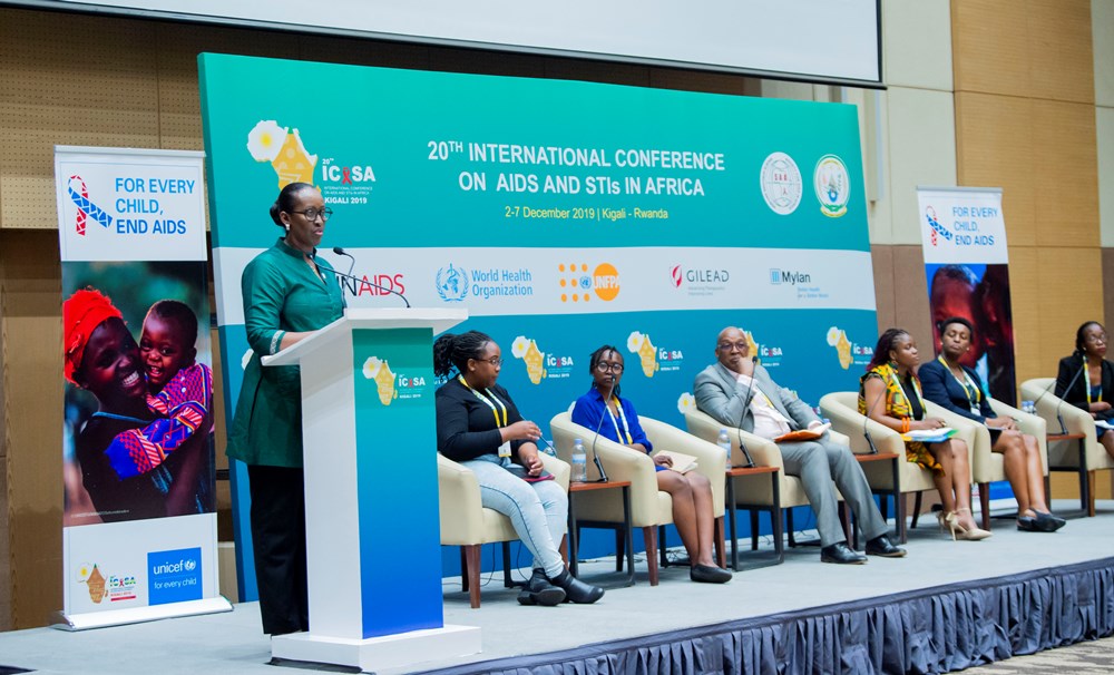 The First Lady says that Imbuto Foundation created programs to educate teenagers between 10 and 12 years of age so that they can be aware of their reproductive rights.