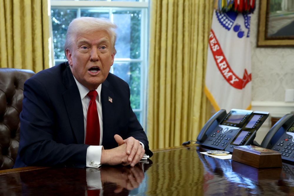 U.S. President Donald Trump is now free to use wartime law to deport undocumented migrants.