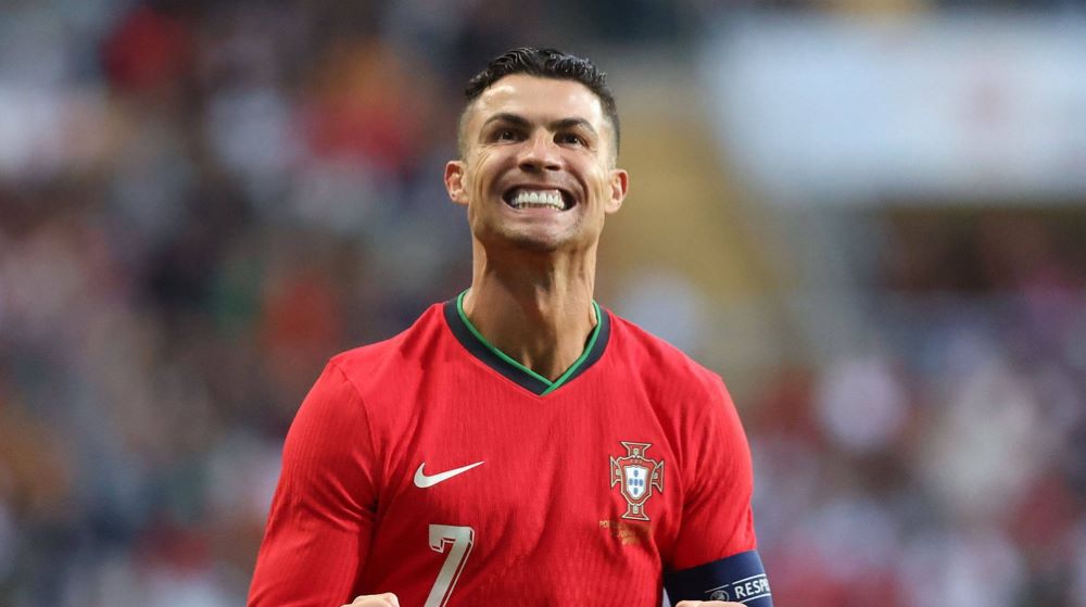 Cristiano Ronaldo shares a birth place with Cardinal Jose Tolentino Mendonca.
