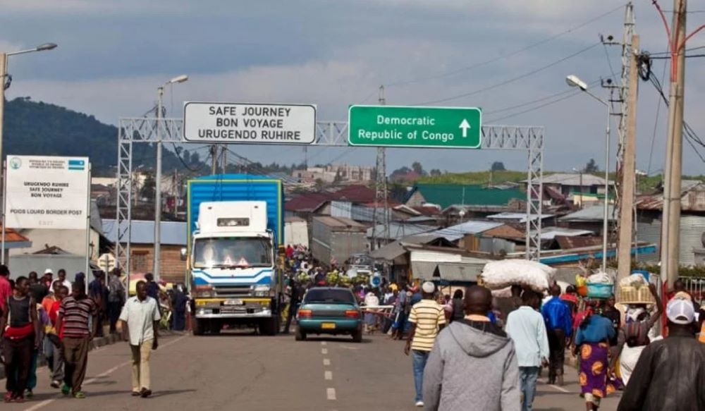 The administration of North Kivu, which was established by M23 rebels following their recent capture Goma has announced extended border crossing hours.
