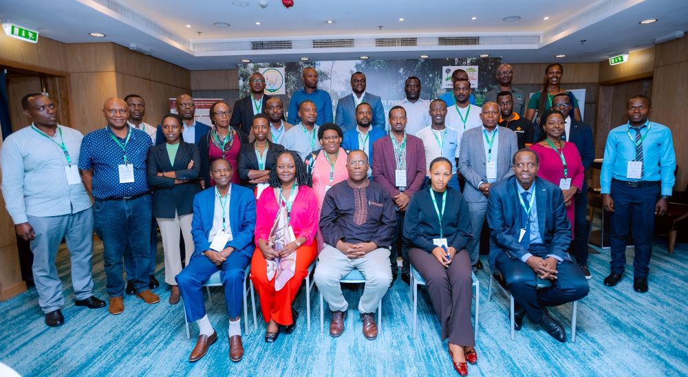 Participants pose for a group photo.