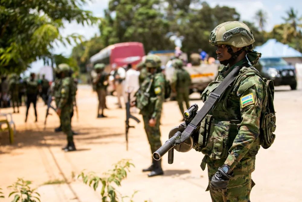 President Paul Kagame has urged Rwandan soldiers on missions abroad, particularly in the Central African Republic (CAR), to focus on their duties without worrying about Rwanda’s security, assuring them that the country is well-protected.