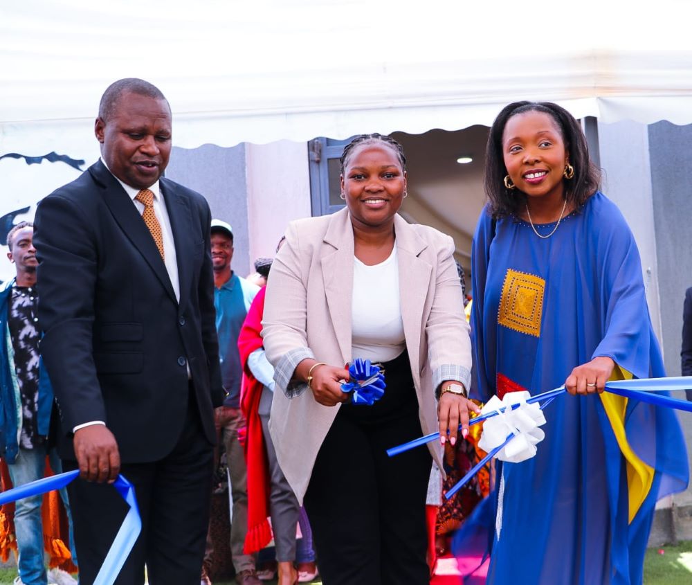 From L-R RCMRD Director General Dr Emmanuel Nkurunziza, Dr Faith Nyokabi and Dr Éliane Ubalijoro