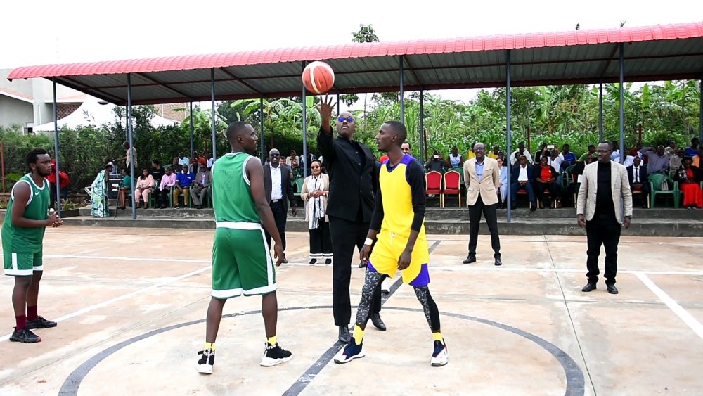 Eastern Province Governor, Pudence Rubingisa officially inaugurated the Youth Centre.