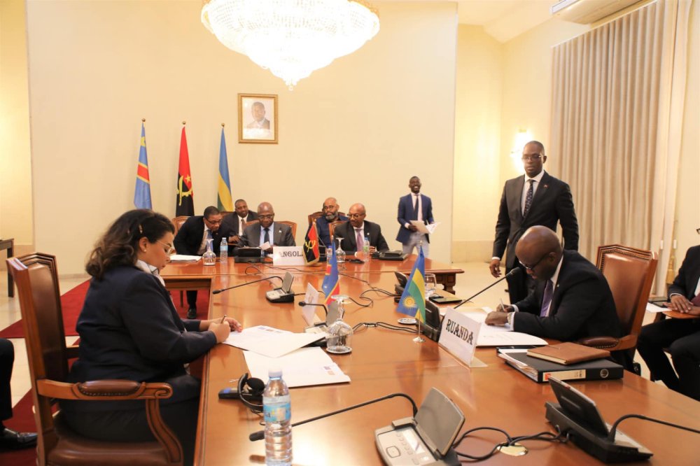 This step was taken after discussions between the two parties in Luanda, Angola.