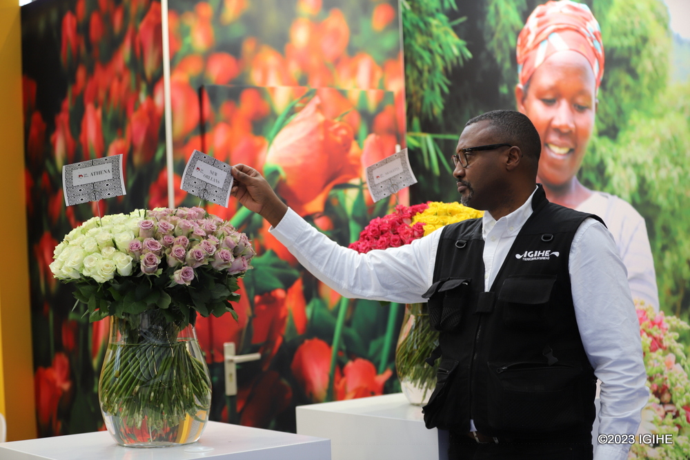 IGIHE journalist visits Rwanda's flower stall at the trade fare