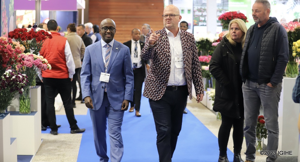 In an interview with IGIHE, Rwanda's former Ambassador to the Netherlands Olivier J.P. Nduhungirehe confirmed that this trade fair enhances the value of Rwandan flowers globally.