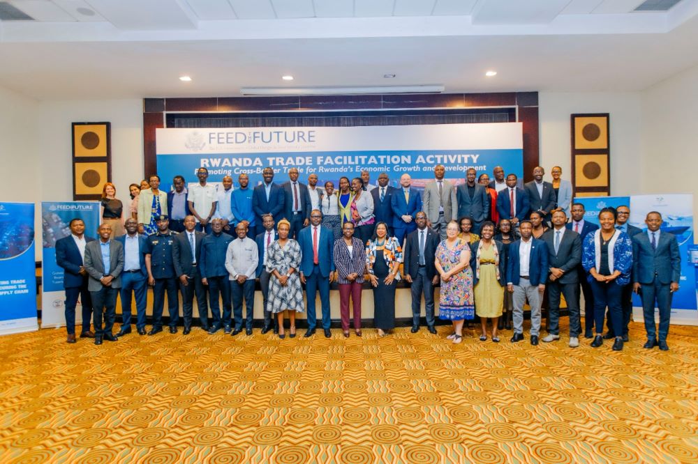 Participants who attended the launch of Boneza Ubucuruzi pause for a group photo