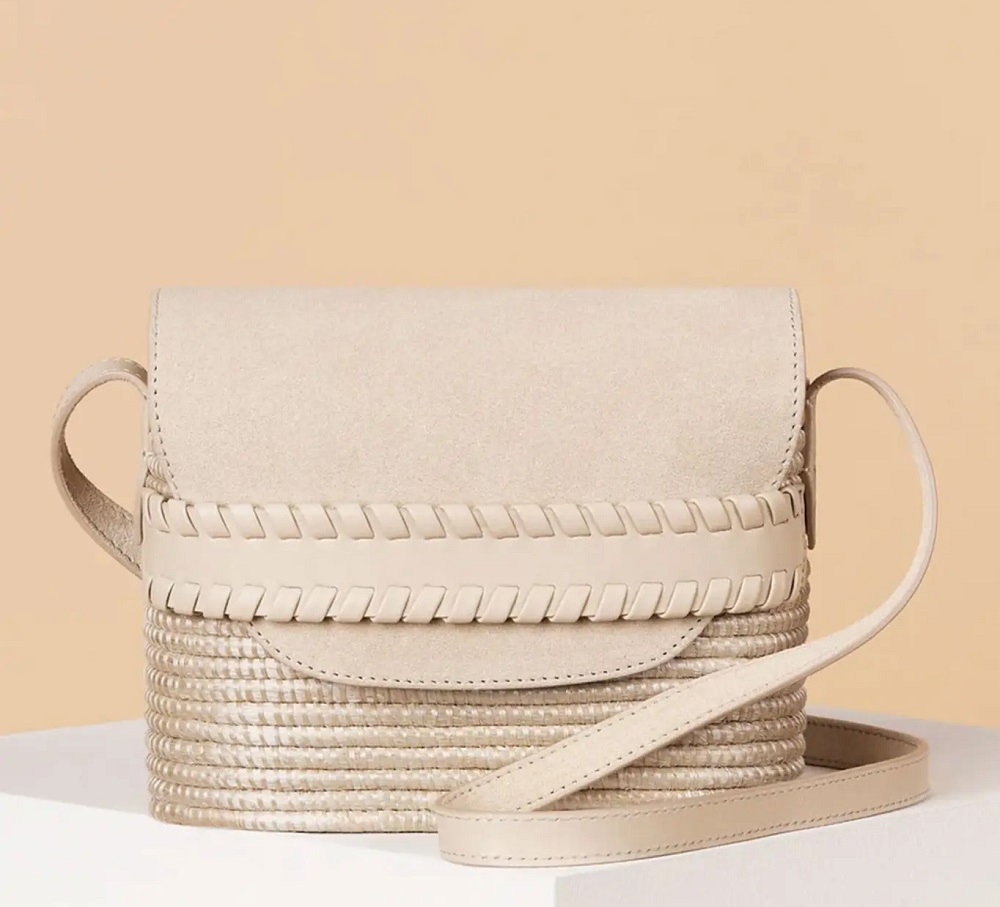 These handbags are woven by women in Rwanda and sent to Italy to enhance their quality. 
