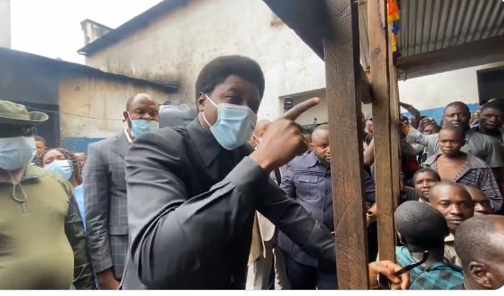 DRC Justice Minister Constant Mutamba, addresses inmates in Munzenze prison recently where he warned inmates against collaborating with ‘the enemy’ Rwanda and President Paul Kagame.