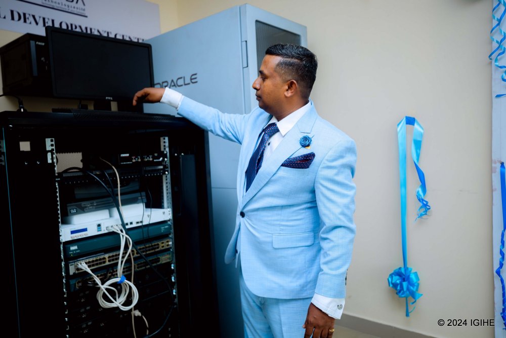The Managing Director of Vuba Technologies Limited, Srimal Rajapaksha, stated that the center is well-equipped to help achieve its set goals.