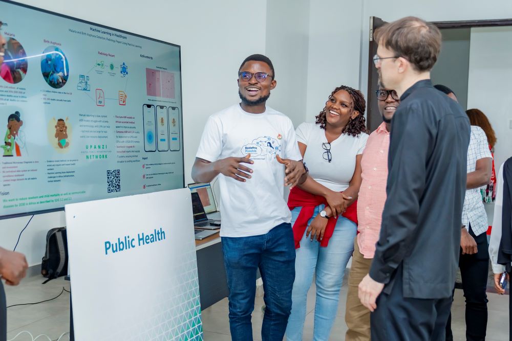 The center is designed to equip students with deep technical expertise, enabling them to develop locally relevant software that also meets global standards.