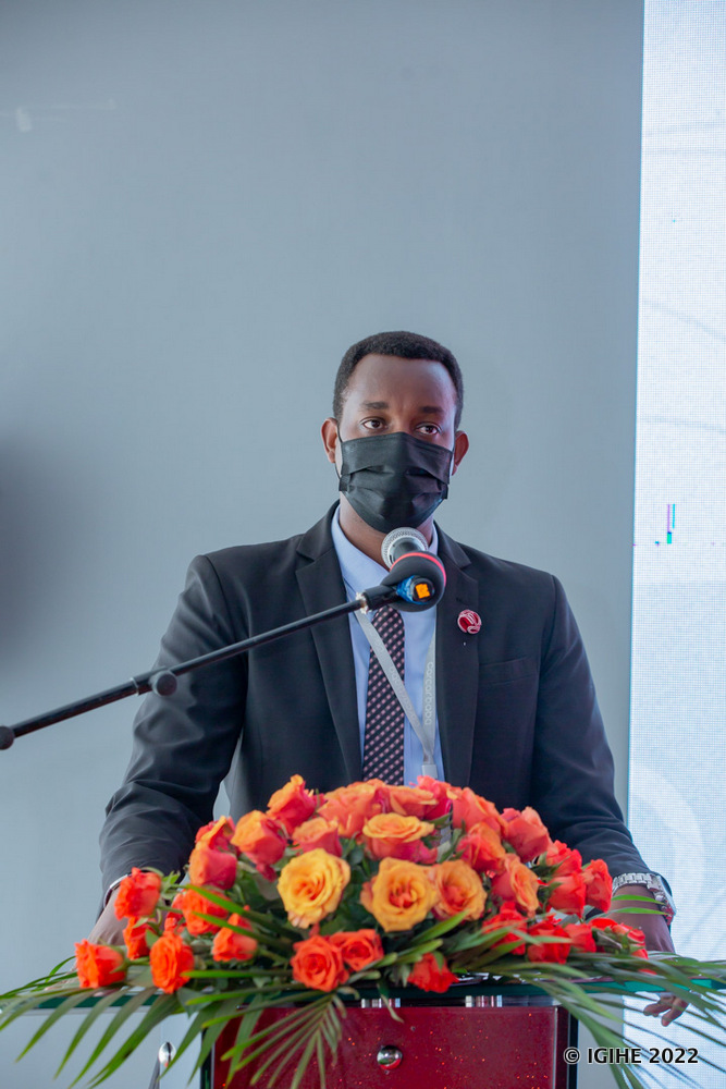 Erneste Bugingo, the Sales Manager at Carcarbaba.