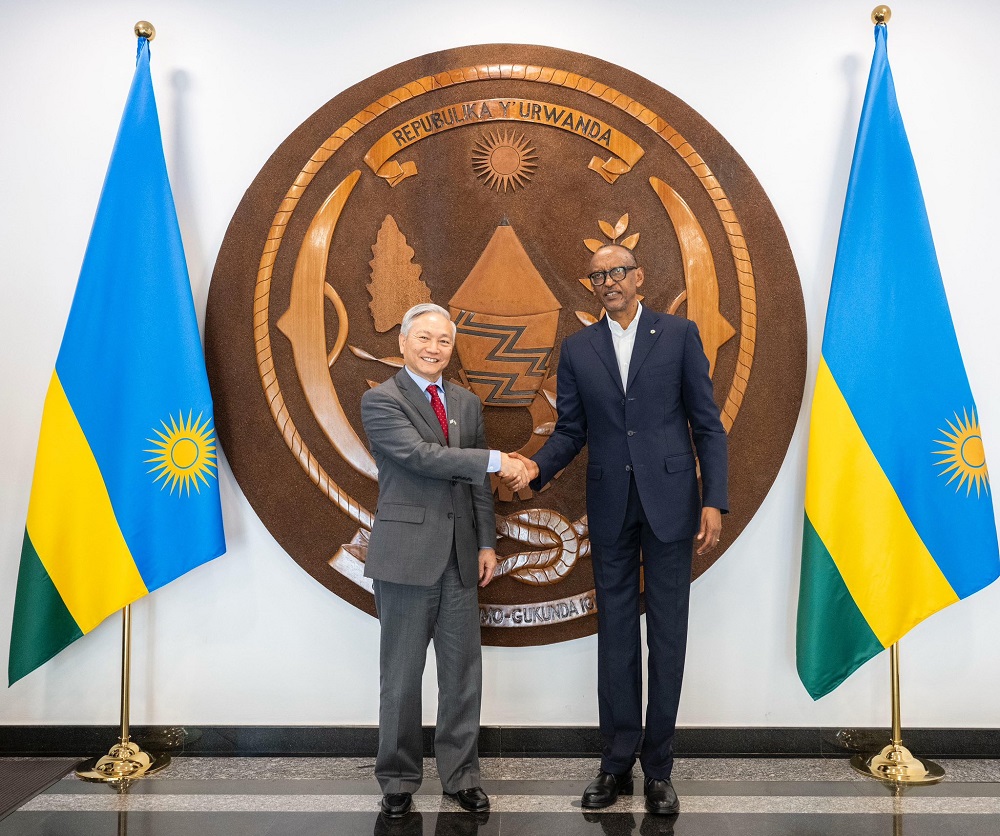 President Paul Kagame, on March 10, 2025, met with Qimiao Fan.