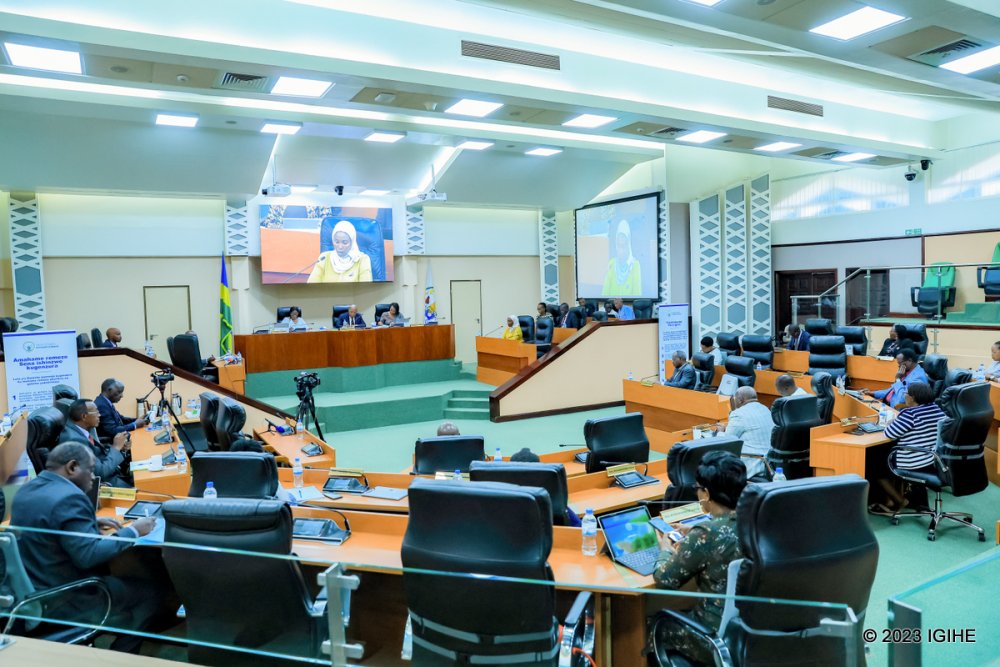The Senate identified several obstacles to preventing and controlling road accidents, including the lack of respect for traffic rules and irresponsible behavior by some drivers.