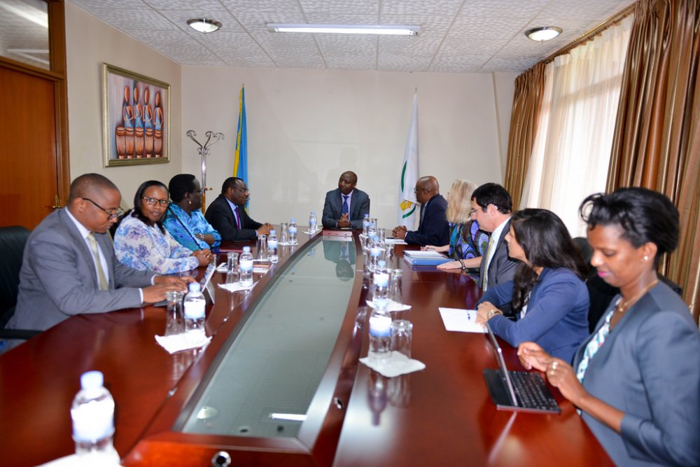 Selassie and delegates meet Prime Minister Ngirente and other government officials.