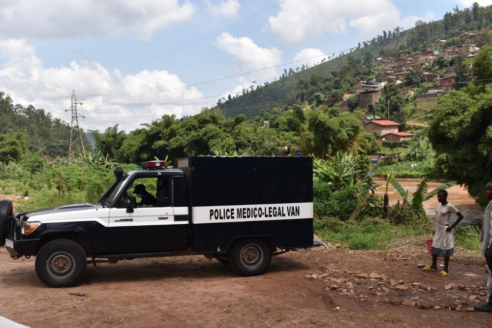 Police rushed to retrieve the body.