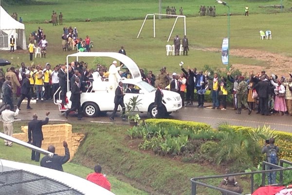 Pope Francis arrives for the Mass at the University of Nairobi, November 26, 2015.