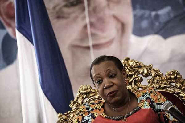 Central African Republic interim president Catherine Samba-Panza during a press conference on November 28, 2015 at the presidential Palace in Bangui, on the eve of a historical visit by Pope Francis.