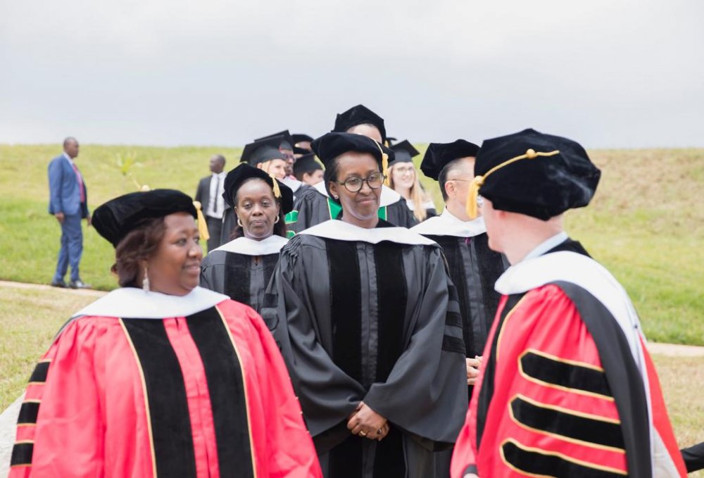 First Lady Jeannette Kagame joined the University of Global Health Equity Commencement Ceremony, for the Masters of Science in Global Health Delivery, class of 2019