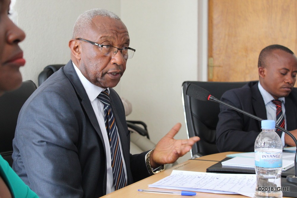 Mbanda speaks yesterday in the meeting 
