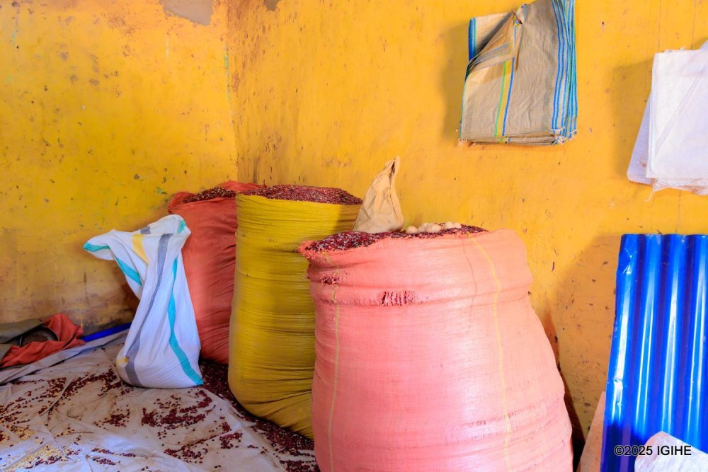 The crop trading project has contributed to the development of members of the ‘Twihute mu Iterambere’ group.
