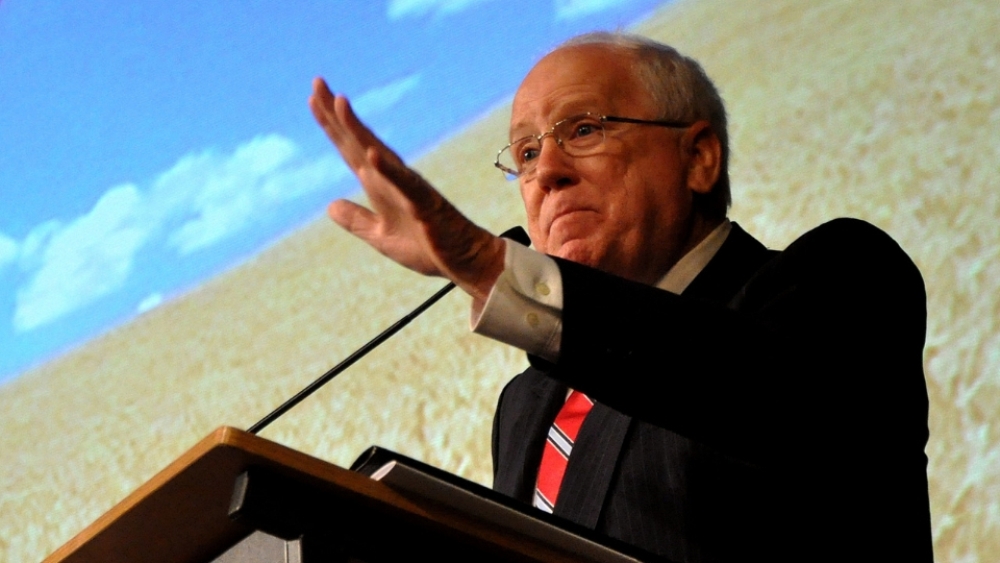 The US Ambassador Kenneth M. Quinn will be presented with a Steven Krulis Champion of Humanity Distinguished Service Award