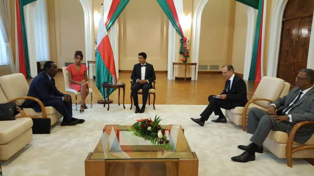 President Rajoelina held talks with Rwanda's Senate President, Bernard Makuza which discussed bilateral relations