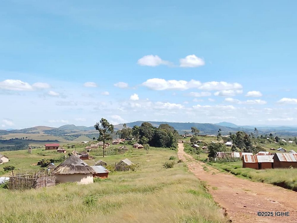Congolese army has launched Sukhoi airstrike near Banyamulenge refugee camps in South Kivu.