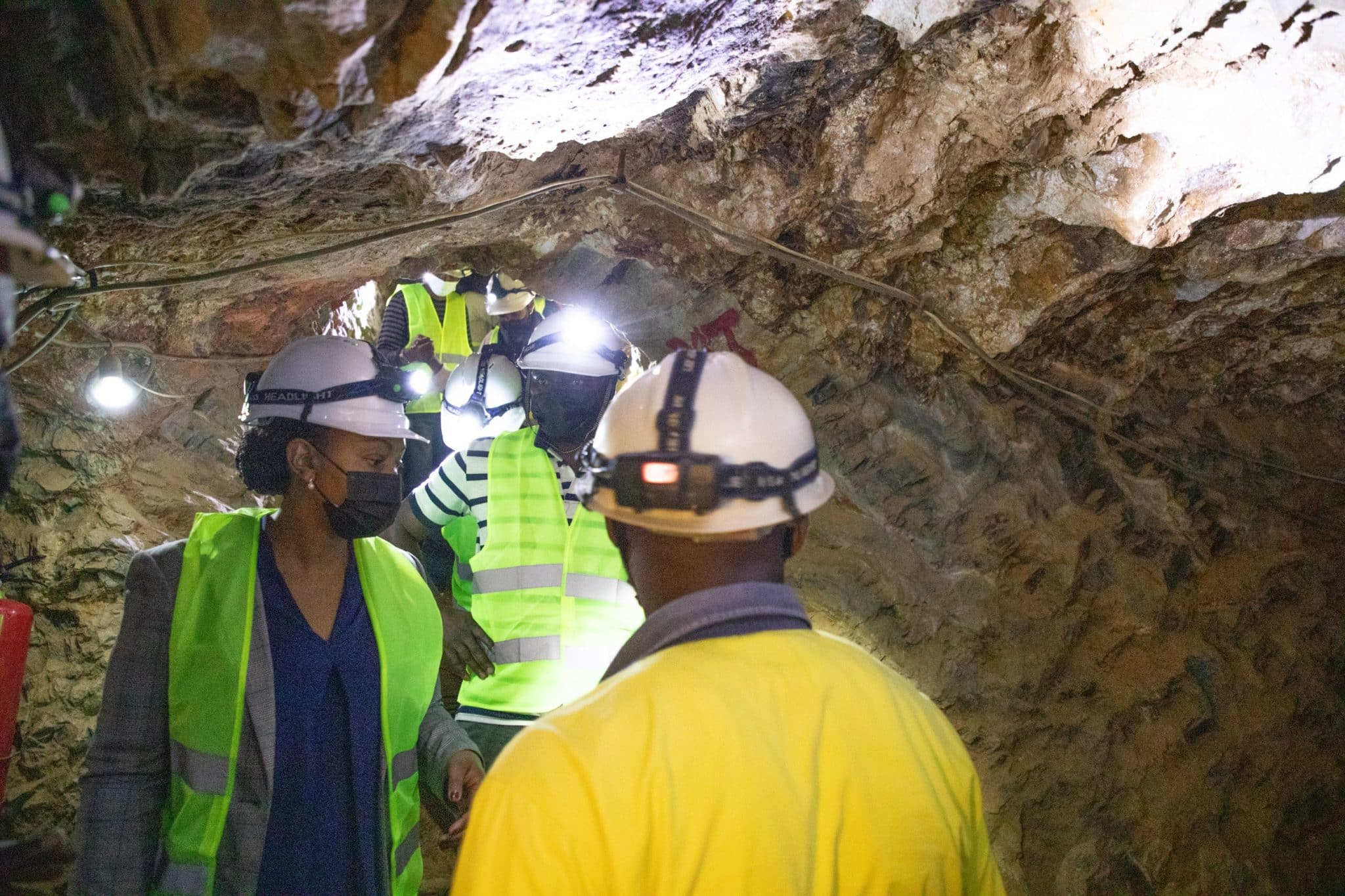Rwanda’s mining sector has seen rapid growth, emerging as the country’s top foreign exchange earner. According to figures shared by Prime Minister Dr. Édouard Ngirente in March, mineral exports brought in $1.7 billion in 2024, up from $373 million in 2017.