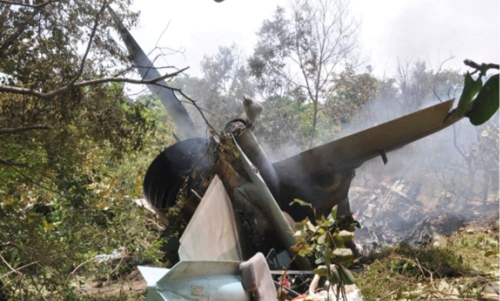 Four people were killed on Tuesday when a civil protection aircraft crashed at Ferhat Abbas Airport in Jijel, 350 km east of Algiers, according to Algeria's Civil Protection authorities.