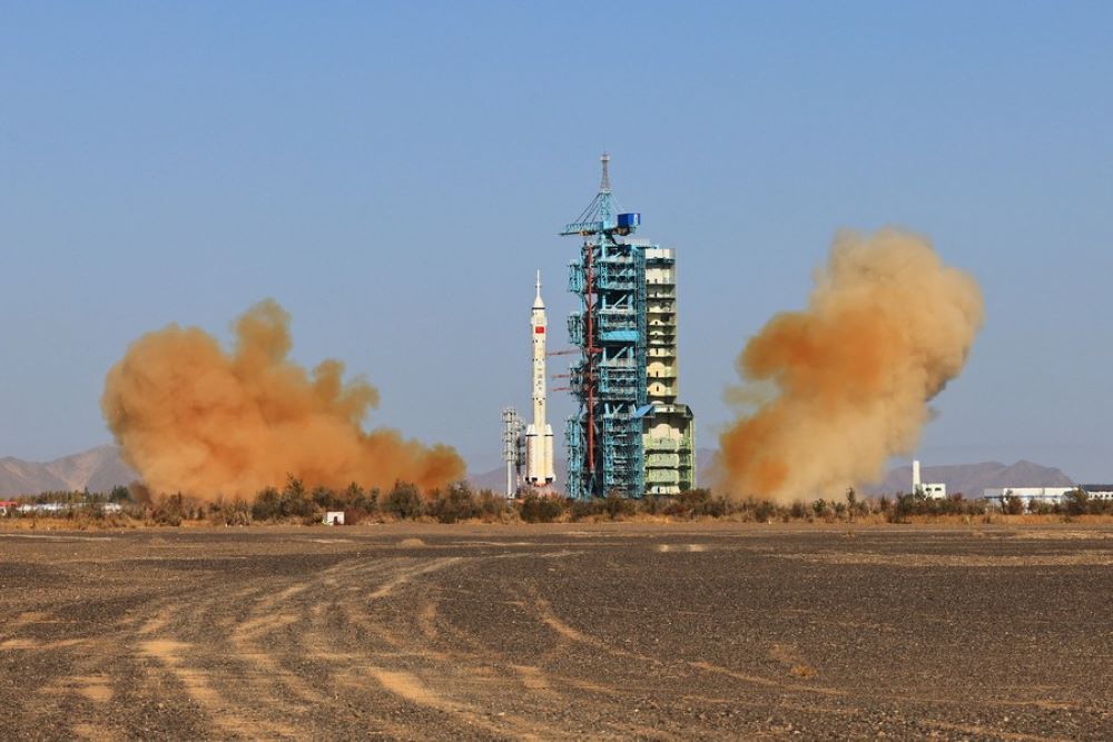 The Shenzhou-17 manned spaceship, atop a Long March-2F carrier rocket, blasts off from the Jiuquan Satellite Launch Center in northwest China on Oct. 26, 2023.(Xinhua/Li Gang)