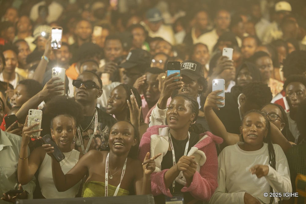The predominantly young female audience was thoroughly captivated.