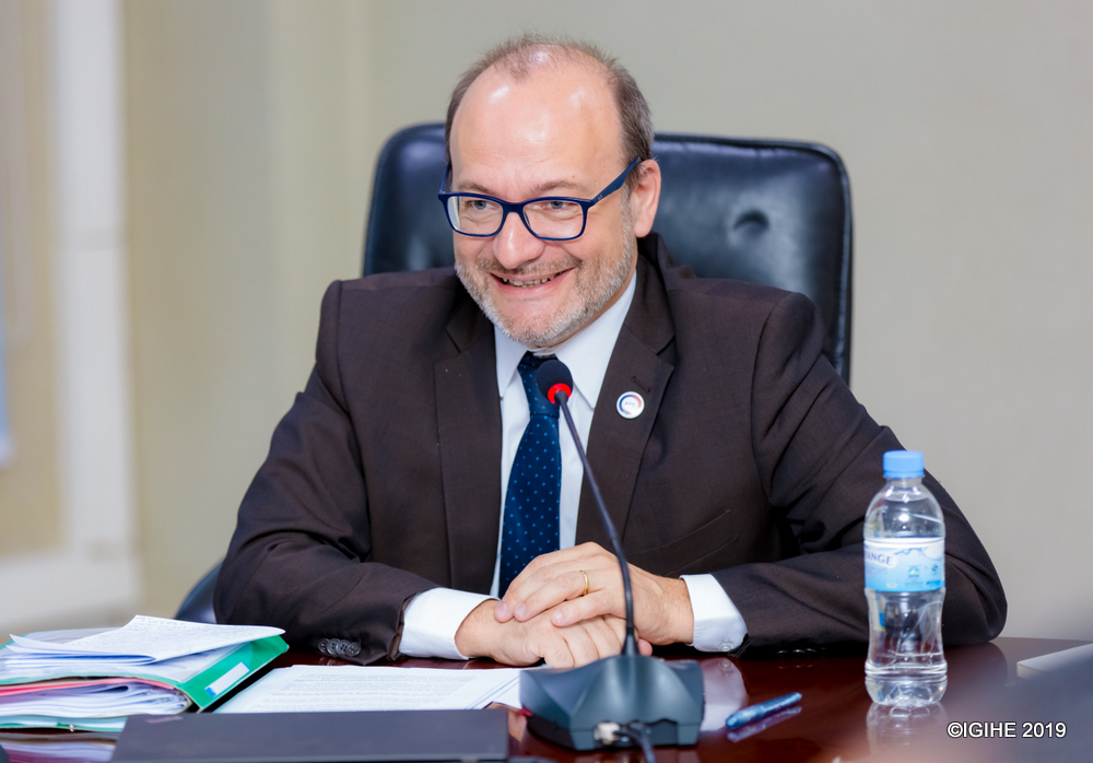 Mr. Rioux pointed out that the cooperation between both countries is on course to being rejuvenated