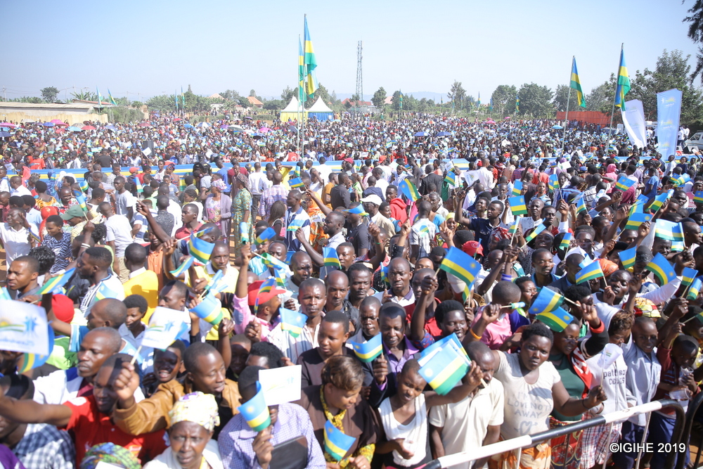 President Kagame interacted with thousands of residents from across Kigali city. 