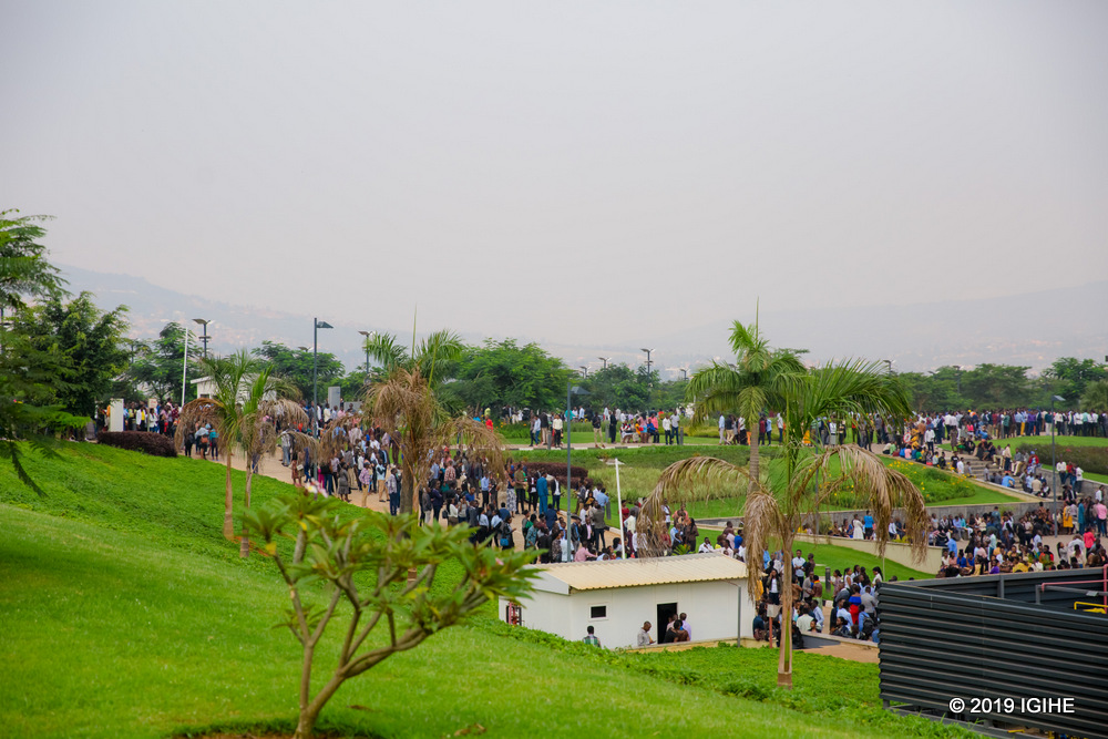 Security officials halted a meeting that had attracted a large crowd at Kigali Convention Center (KCC).