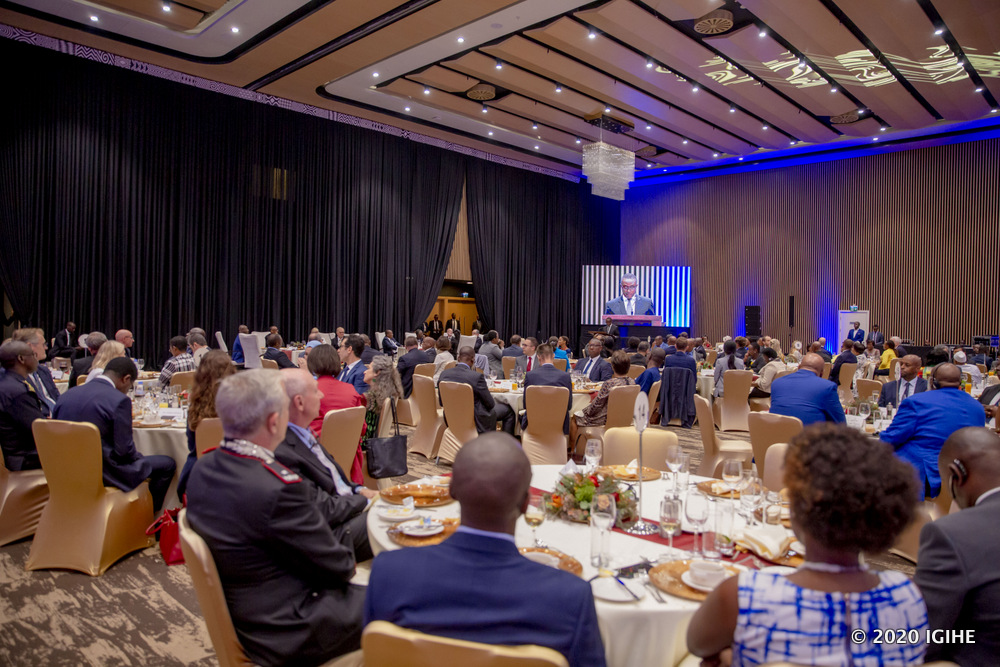 President Kagame hosted over 60 members of the Diplomatic Corps at the annual diplomats’ luncheon.