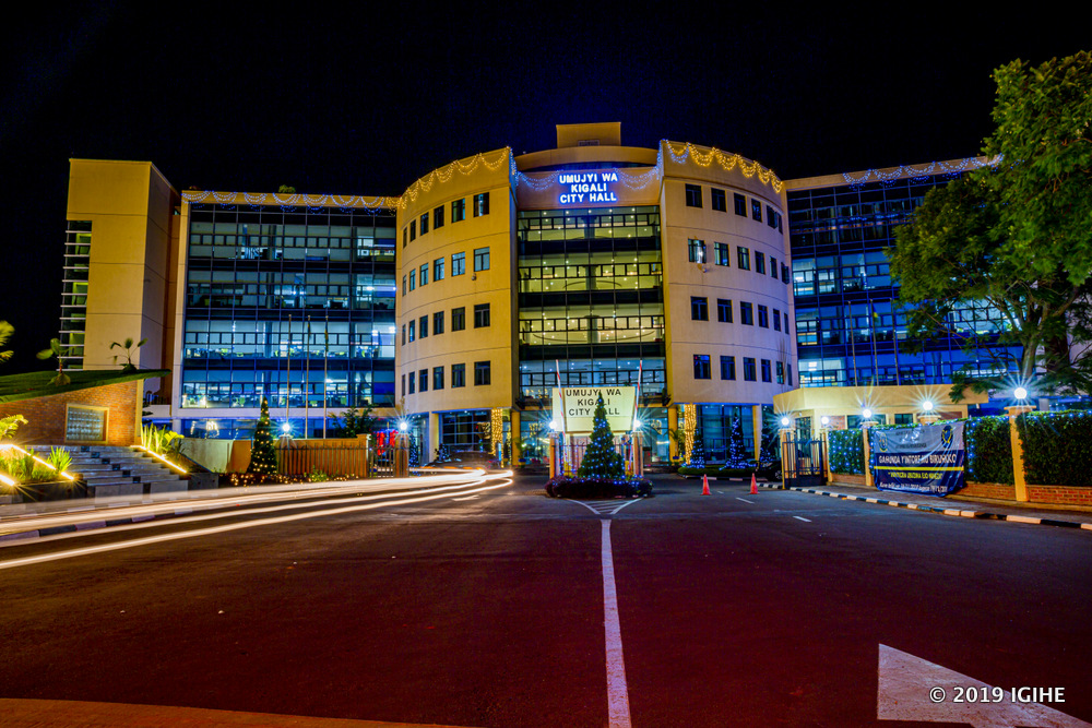President Paul Kagame has, Friday, appointed new leaders for the City of Kigali, bringing on board new players and letting others go.