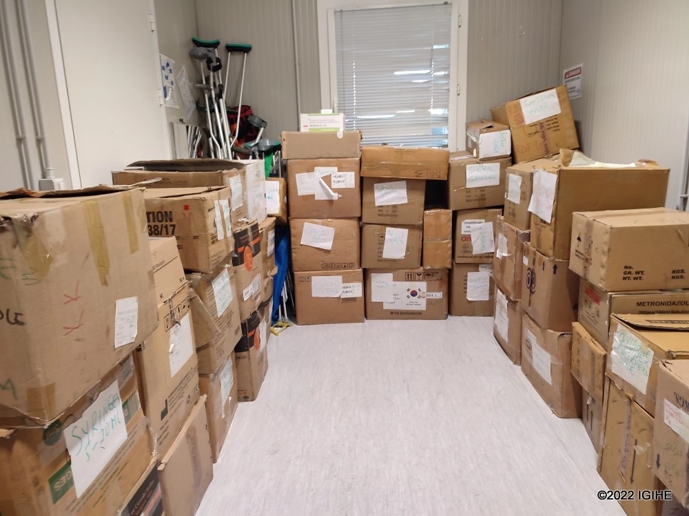 The hospital has a store with enough medical equipment and medicines.
