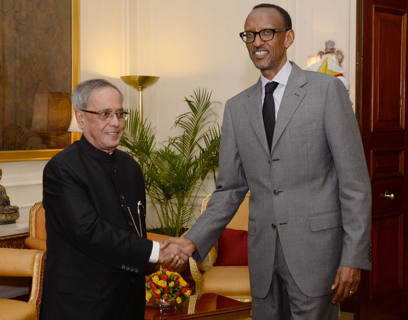 The President of the Republic of Rwanda, Mr. Paul Kagame calling on the President, Shri Pranab Mukherjee, in New Delhi on November 05, 2014.