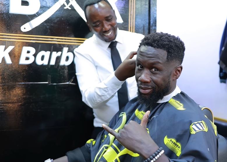 He revealed his love for Meddy’s songs while visiting his friend Karim Nzabonimana, a Rwandan celebrity barber who has made a name for himself on the global grooming stage.