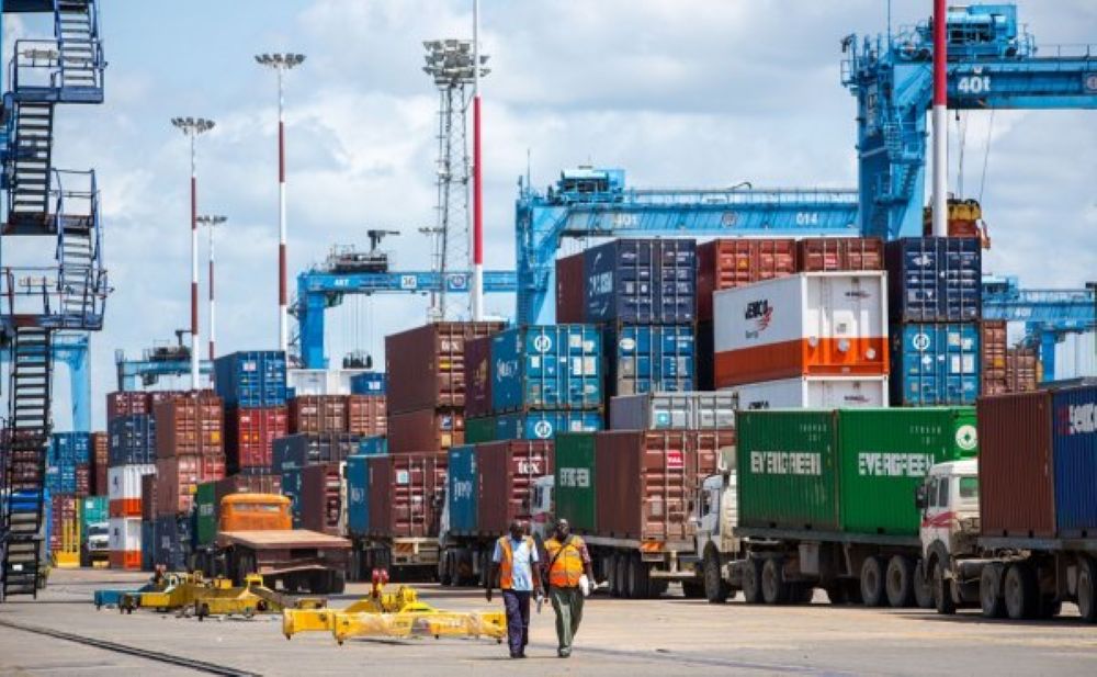 The government has reduced customs duties on several essential goods to ease the cost of living and support the local economy. For example, imported rice will face a 45% customs duty, down from the previous 75%. Wheat will be fully exempt from customs duties, sugar will be taxed at 25% instead of 100%, and cooking oil will attract a 25% rate, down from 35%.